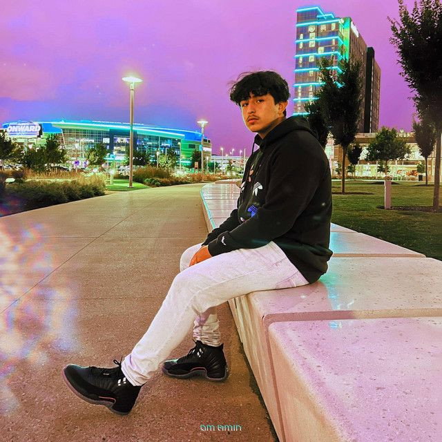 CLOUT CHASE