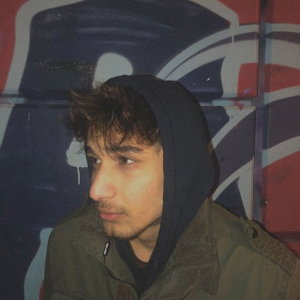Hisset Yanında