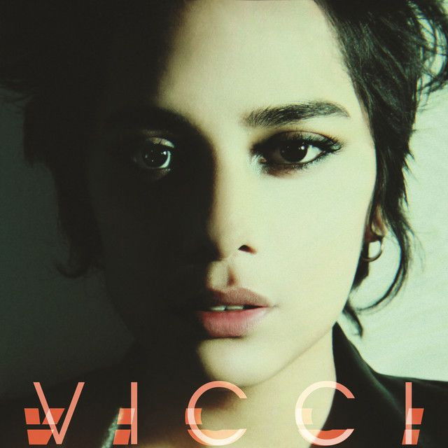 Vicci Martinez profile